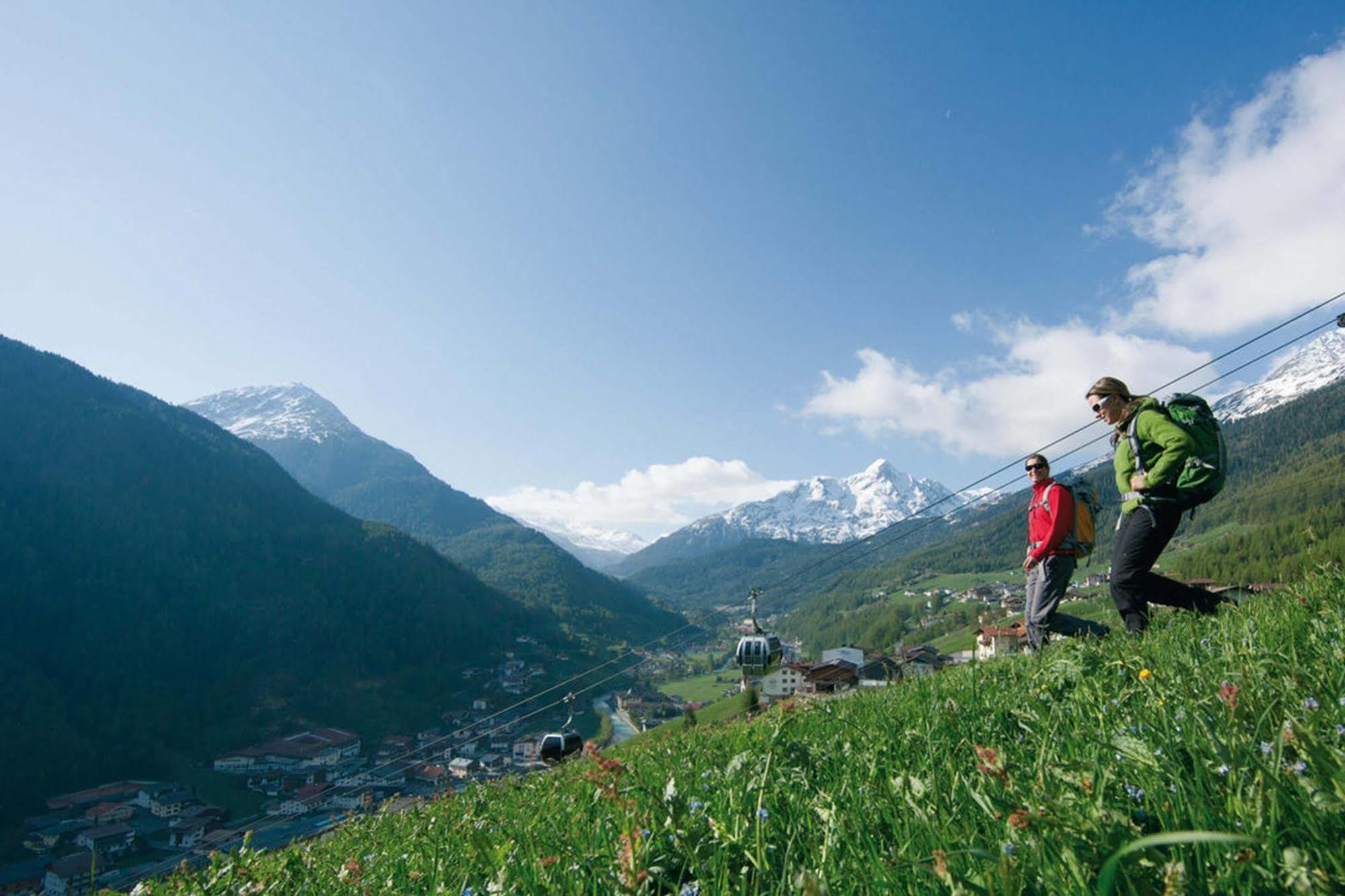 Hotel Garni Sunshine Sölden Extérieur photo